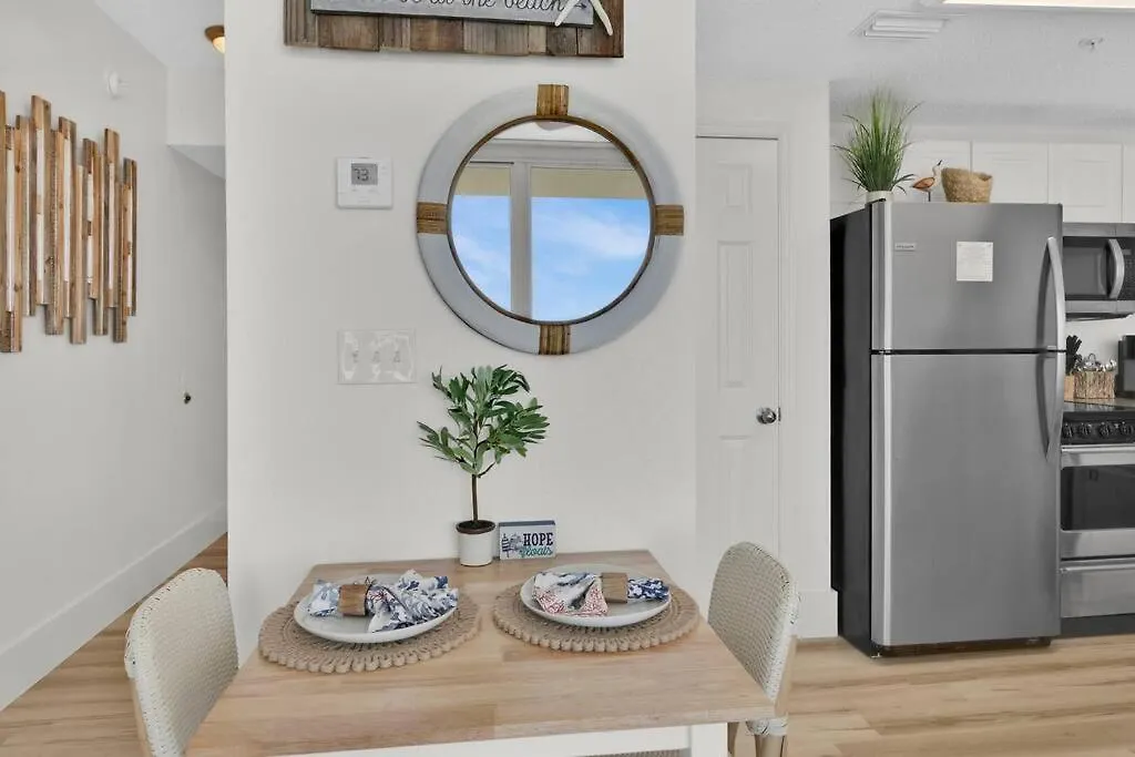 Apartment Beachfront Studio #509 At Majestic Panama City Beach