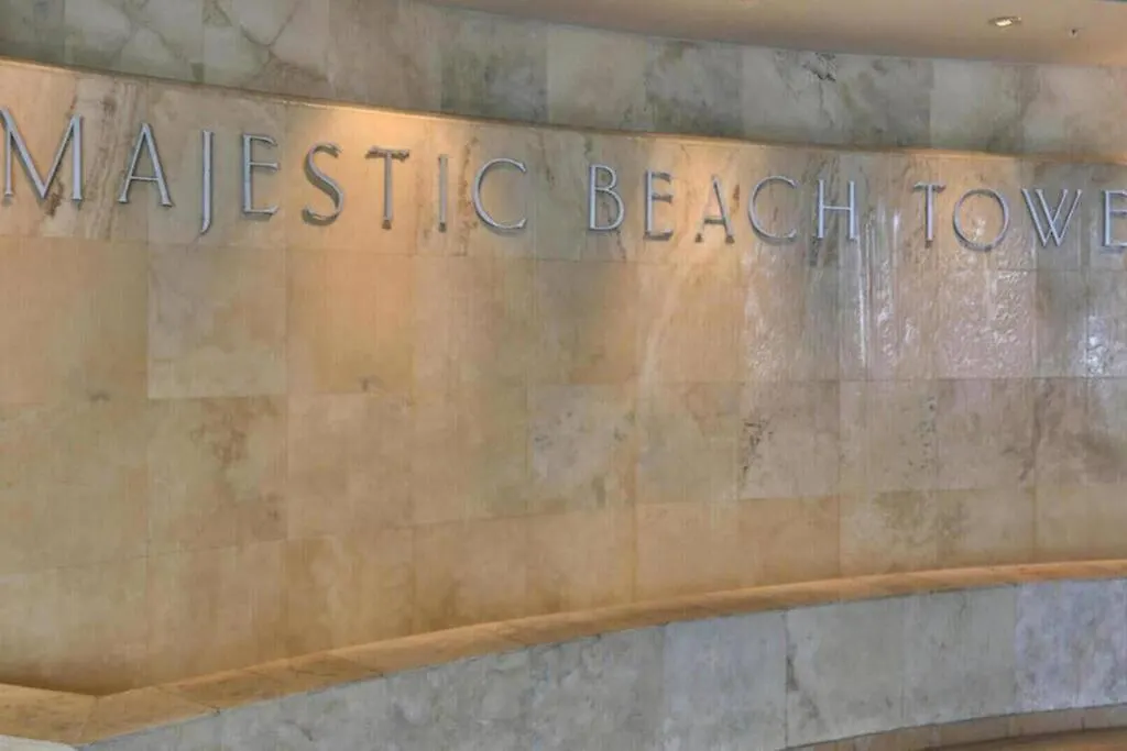 Beachfront Studio #509 At Majestic Panama City Beach Apartment